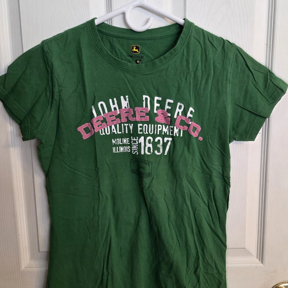 John Deere Green Graphic T-Shirt - Picture 1 of 3